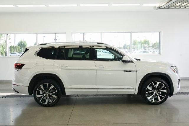 used 2025 Volkswagen Atlas car, priced at $42,911