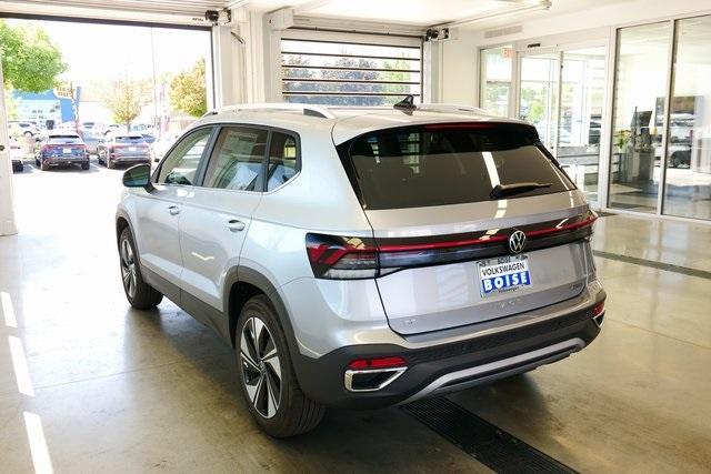 new 2025 Volkswagen Taos car, priced at $31,090
