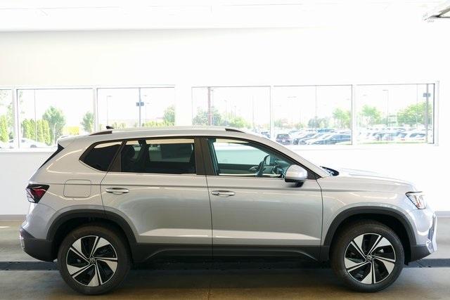new 2025 Volkswagen Taos car, priced at $31,090