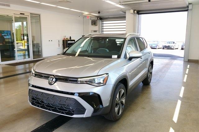 new 2025 Volkswagen Taos car, priced at $31,090