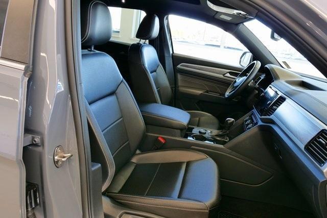 used 2022 Volkswagen Atlas Cross Sport car, priced at $27,499