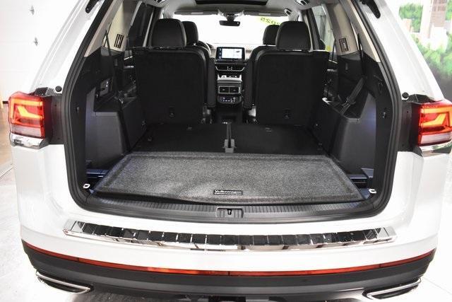 new 2025 Volkswagen Atlas car, priced at $51,989