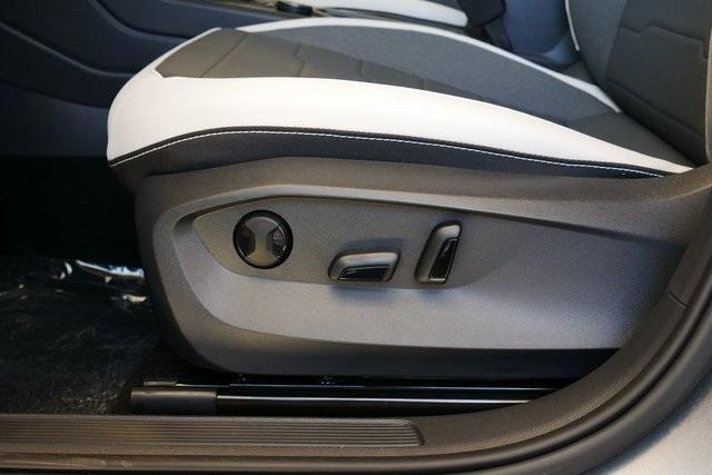 new 2025 Volkswagen Taos car, priced at $32,516