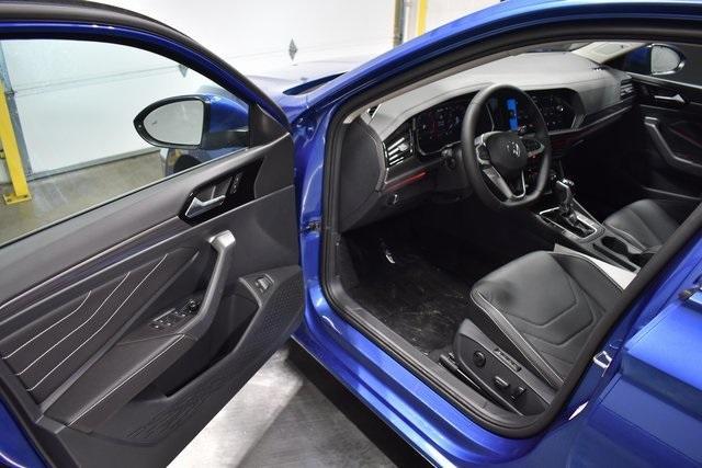 new 2024 Volkswagen Jetta car, priced at $31,313