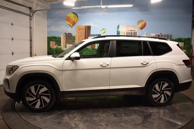 new 2025 Volkswagen Atlas car, priced at $47,190