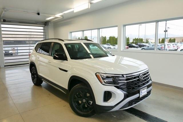 new 2025 Volkswagen Atlas car, priced at $47,323