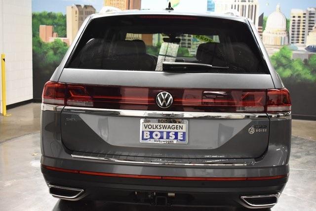 new 2025 Volkswagen Atlas car, priced at $51,534