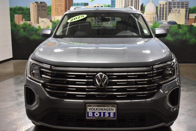 new 2025 Volkswagen Atlas car, priced at $51,534