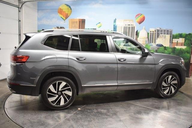 new 2025 Volkswagen Atlas car, priced at $51,534