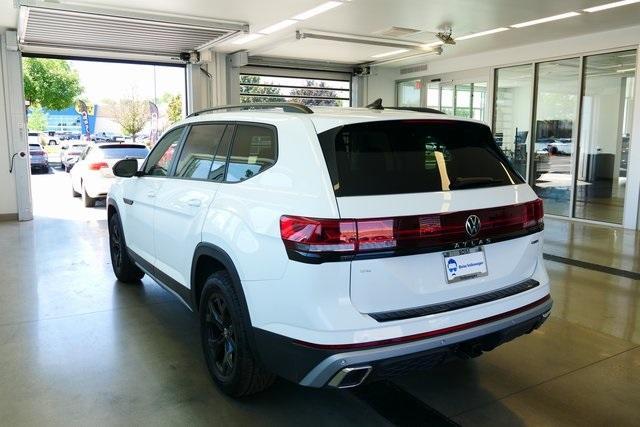 new 2025 Volkswagen Atlas car, priced at $47,323