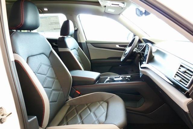 new 2025 Volkswagen Atlas car, priced at $49,059