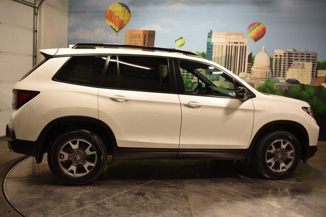 used 2022 Honda Passport car, priced at $30,999