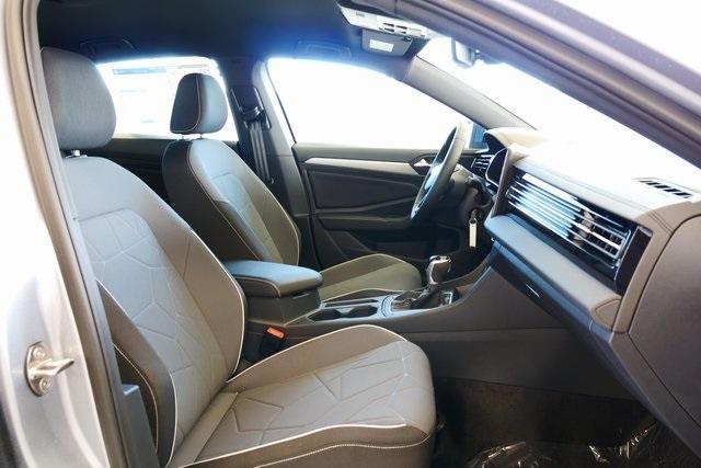 new 2025 Volkswagen Jetta car, priced at $24,484