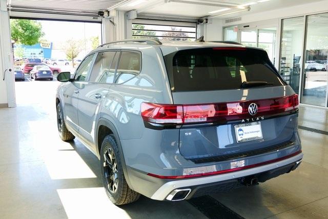 new 2025 Volkswagen Atlas car, priced at $47,676