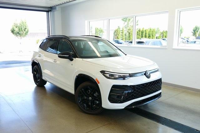 new 2025 Volkswagen Tiguan car, priced at $39,809