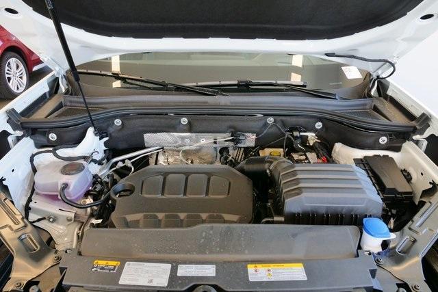 new 2025 Volkswagen Atlas car, priced at $52,389