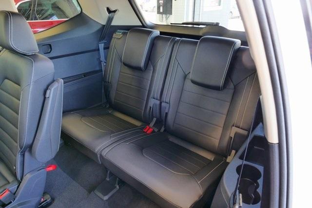 new 2025 Volkswagen Atlas car, priced at $52,389