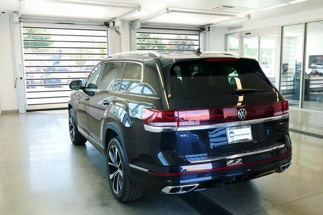 new 2025 Volkswagen Atlas car, priced at $56,939