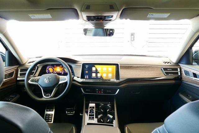 new 2025 Volkswagen Atlas car, priced at $56,939