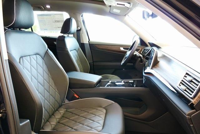 new 2025 Volkswagen Atlas car, priced at $56,939