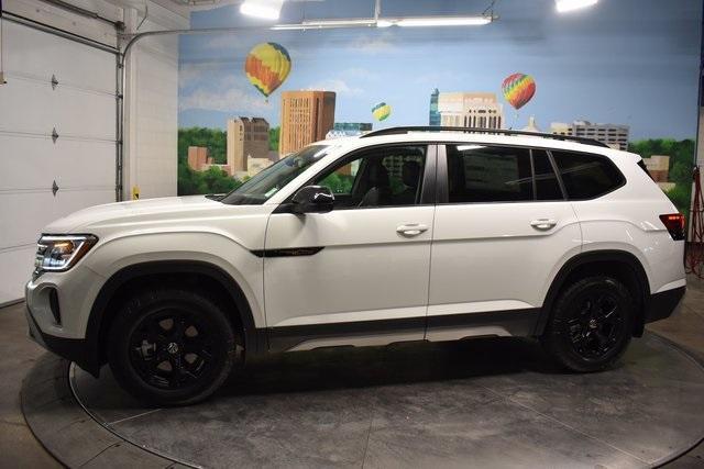 new 2025 Volkswagen Atlas car, priced at $49,756