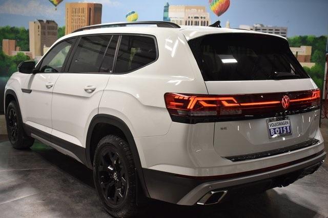 new 2025 Volkswagen Atlas car, priced at $49,756