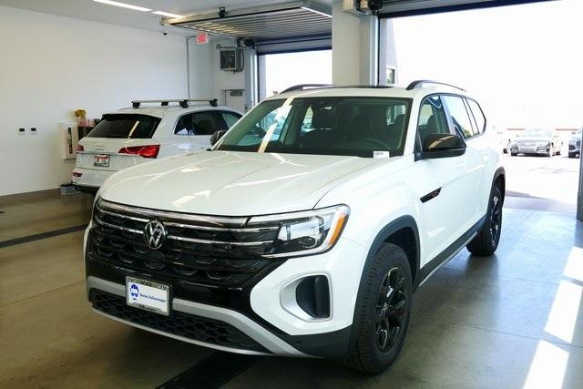 new 2025 Volkswagen Atlas car, priced at $49,059