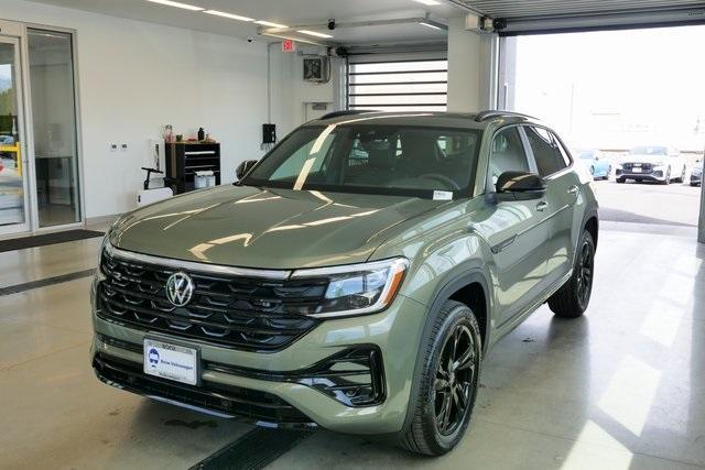 new 2025 Volkswagen Atlas Cross Sport car, priced at $52,006