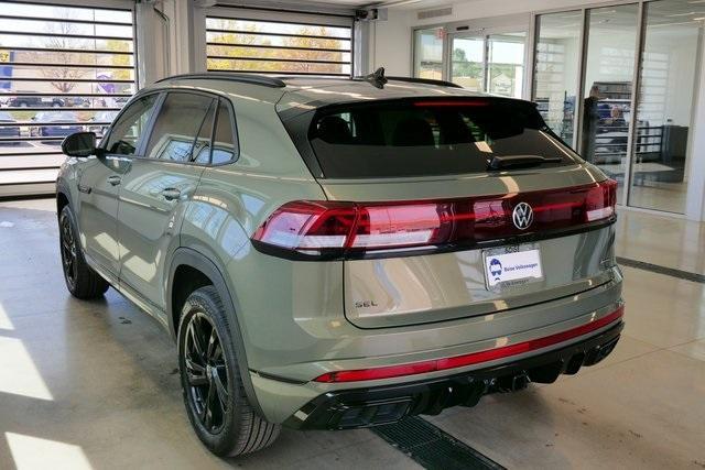 new 2025 Volkswagen Atlas Cross Sport car, priced at $52,006