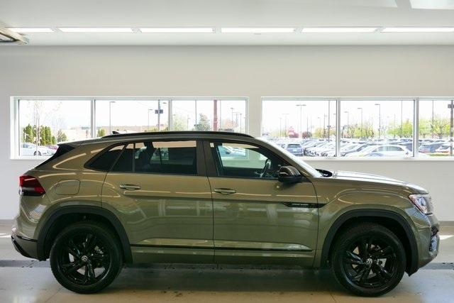 new 2025 Volkswagen Atlas Cross Sport car, priced at $52,006