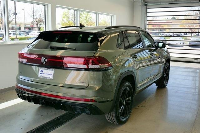new 2025 Volkswagen Atlas Cross Sport car, priced at $52,006