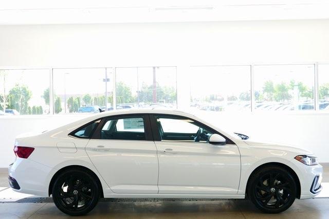 new 2025 Volkswagen Jetta car, priced at $27,580
