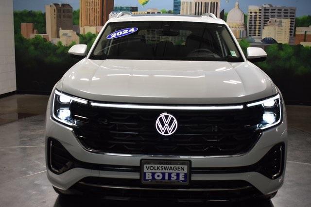 new 2024 Volkswagen Atlas car, priced at $53,868