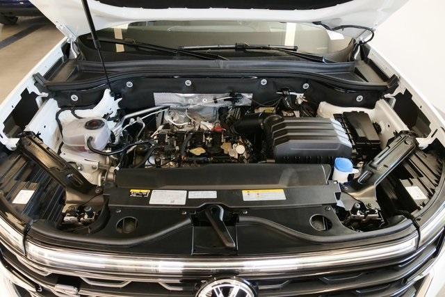 used 2025 Volkswagen Atlas car, priced at $45,999