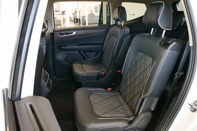 used 2025 Volkswagen Atlas car, priced at $45,999