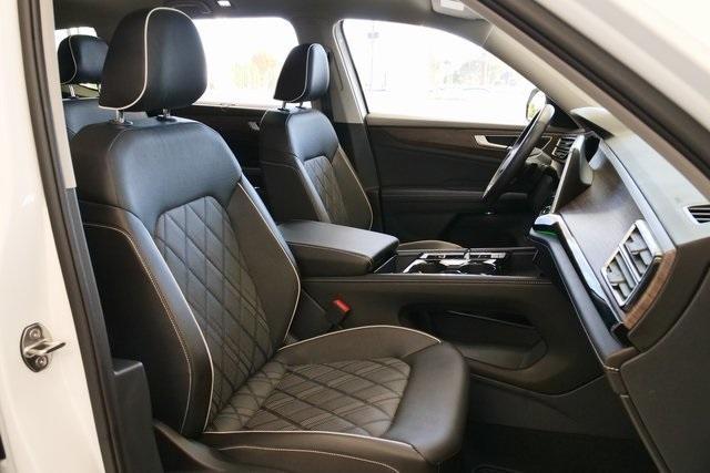 used 2025 Volkswagen Atlas car, priced at $45,999