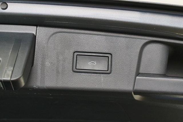 used 2024 Volkswagen Atlas car, priced at $30,999