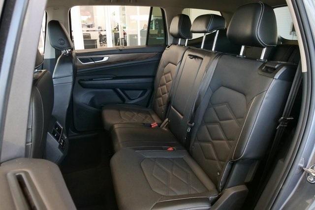 used 2024 Volkswagen Atlas car, priced at $30,999