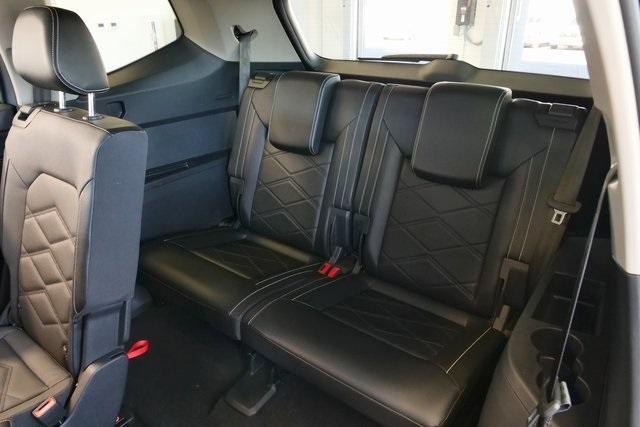used 2024 Volkswagen Atlas car, priced at $30,999