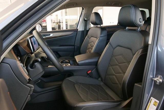 used 2024 Volkswagen Atlas car, priced at $30,999