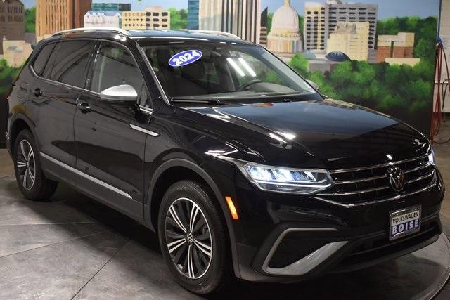 new 2024 Volkswagen Tiguan car, priced at $31,056