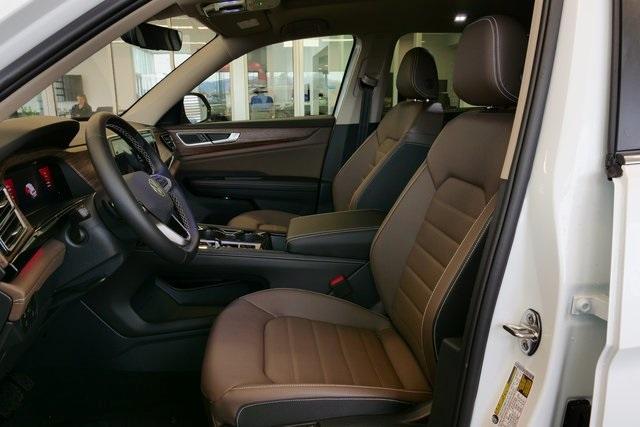 new 2025 Volkswagen Atlas car, priced at $50,351