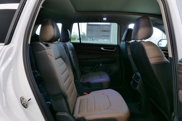 new 2025 Volkswagen Atlas car, priced at $50,351