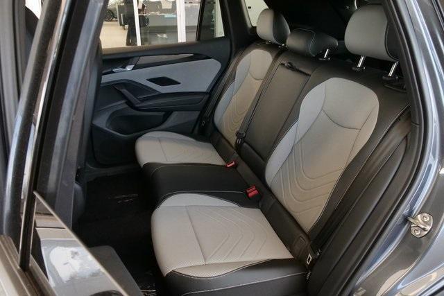 new 2025 Volkswagen Tiguan car, priced at $37,717