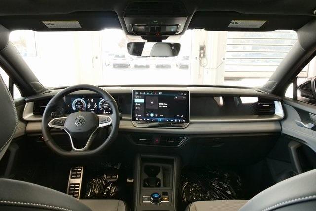 new 2025 Volkswagen Tiguan car, priced at $37,717