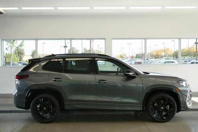 new 2025 Volkswagen Tiguan car, priced at $37,717