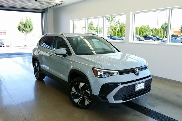 new 2025 Volkswagen Taos car, priced at $32,111
