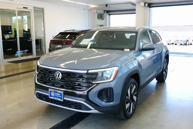 used 2024 Volkswagen Atlas Cross Sport car, priced at $37,999