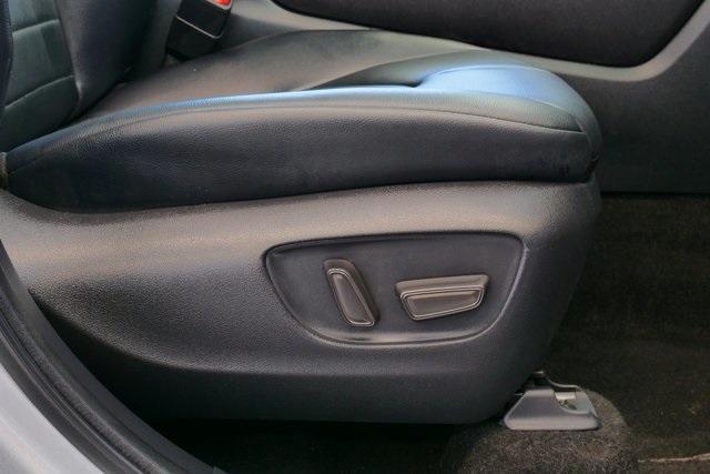 used 2023 Toyota Highlander car, priced at $38,499