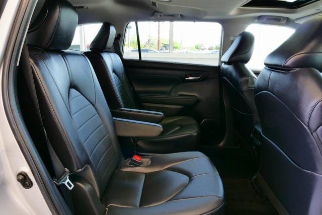 used 2023 Toyota Highlander car, priced at $38,499